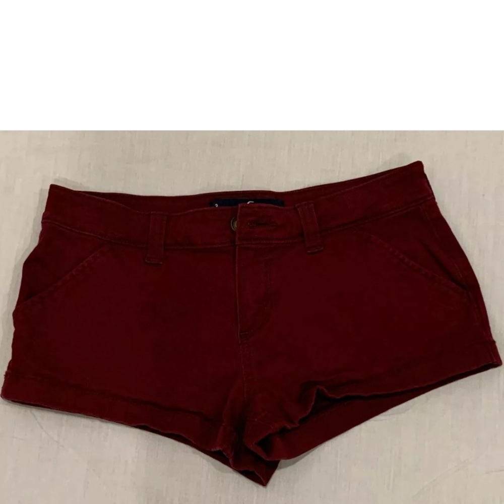 Hollister Cotton Shorts Size 3/26 Wine Color